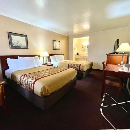 Passport Inn Somers Point - Somers Point Buitenkant foto