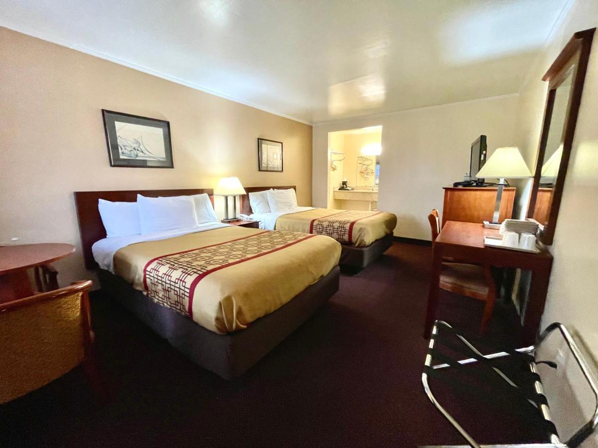 Passport Inn Somers Point - Somers Point Buitenkant foto